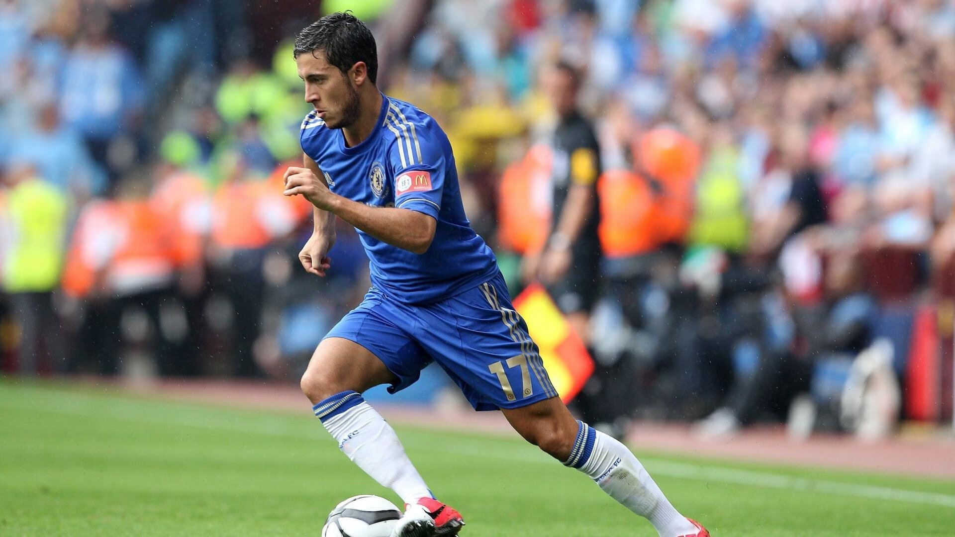 五大联赛教练是否更倾向于使用多位置球员提升容错率，五大联赛现任教练