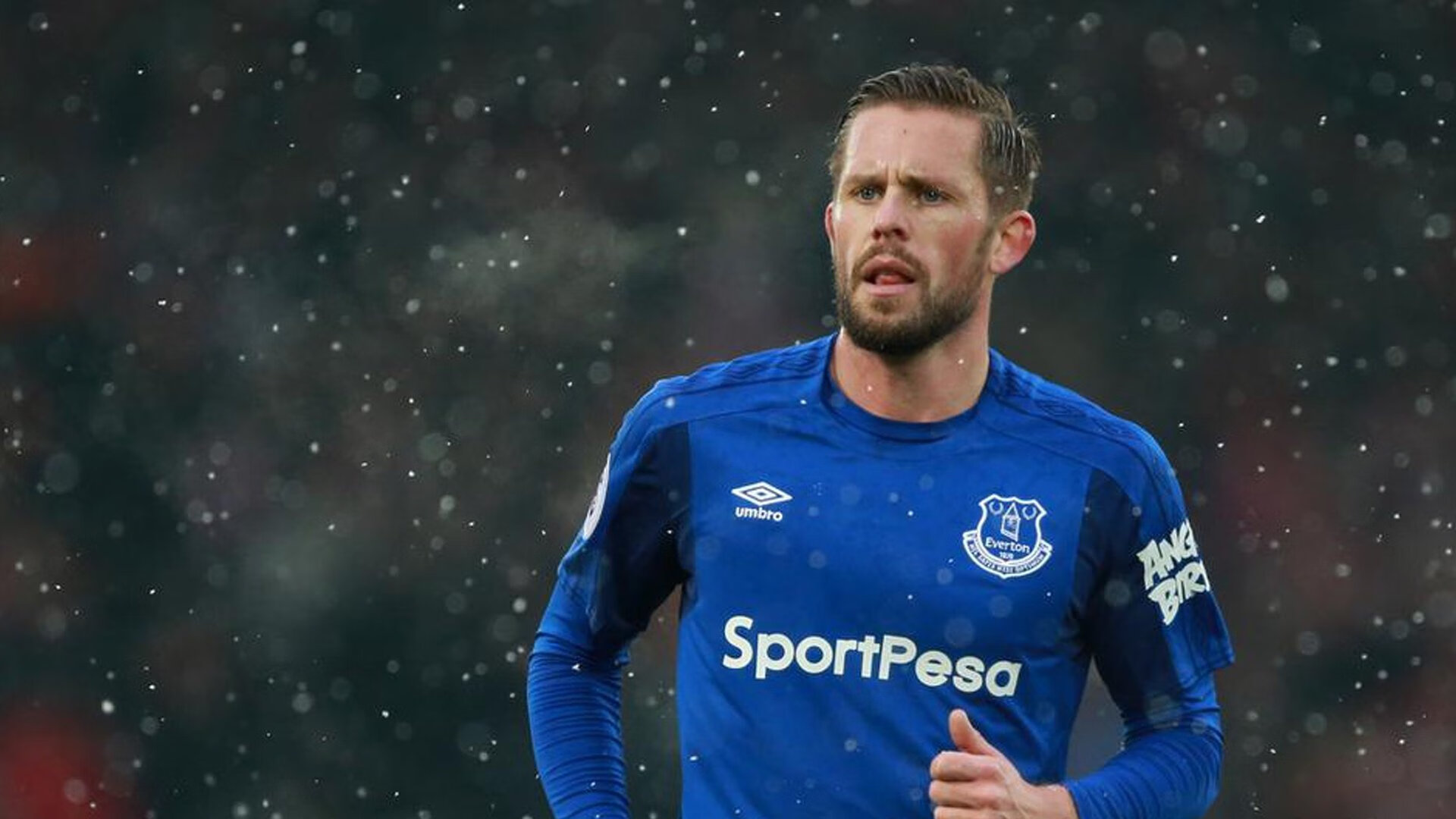 五大联赛是否调整站位密度减少短时间高压失误，五大联赛比赛规则